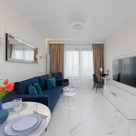 Appartement Stylish With Parking & View By Renters Prestige *