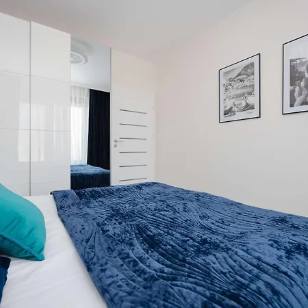 Stylish With Parking & View By Renters Prestige 아파트 바르샤바